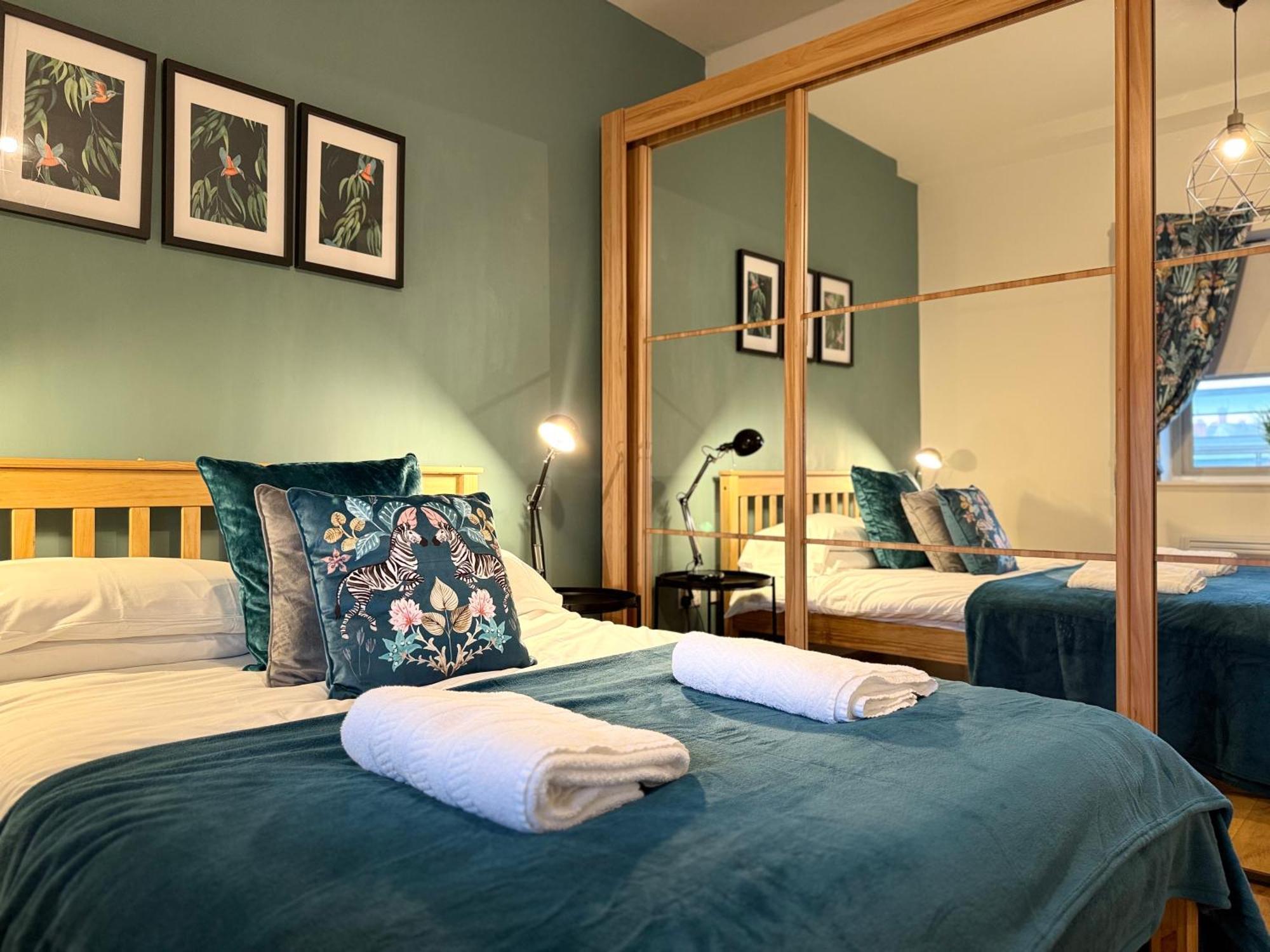 Vibrant Cosy 2 Bedroom Apartment Coventry Zewnętrze zdjęcie